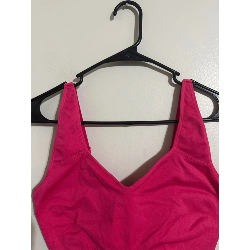 Puma Womens Seamless V-Neck Sports Bra Pink Adjustable Straps Size XL